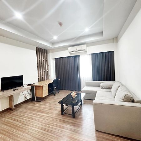 Akelada Hotel Nang Rong Εξωτερικό φωτογραφία