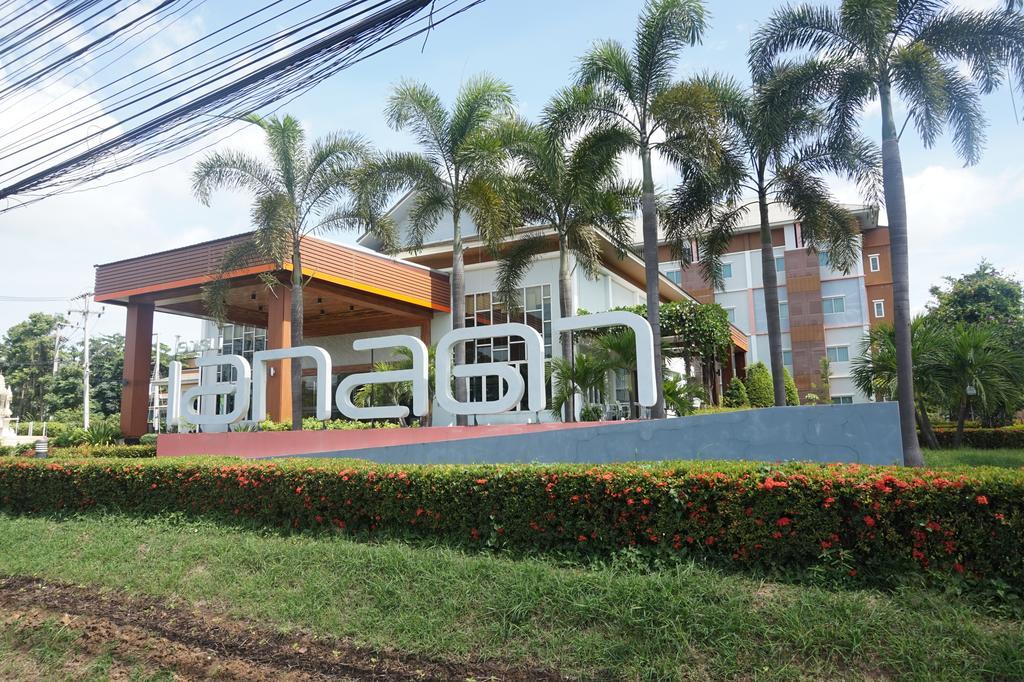 Akelada Hotel Nang Rong Εξωτερικό φωτογραφία