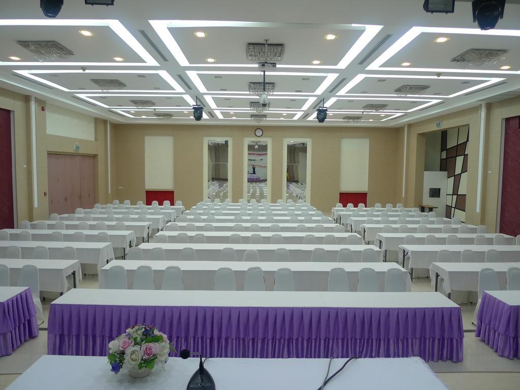 Akelada Hotel Nang Rong Εξωτερικό φωτογραφία
